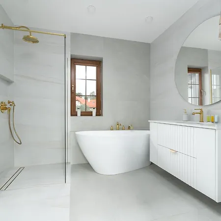 דירה Nadmorska רוגובו